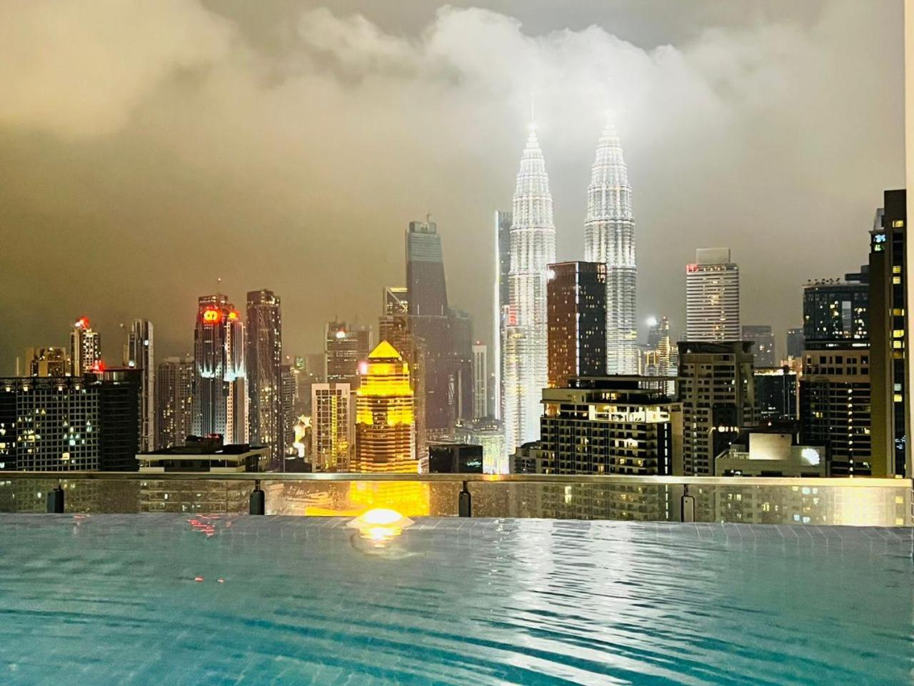 The Luxe Colony Skypool By Tasu Home Kuala Lumpur Eksteriør bilde